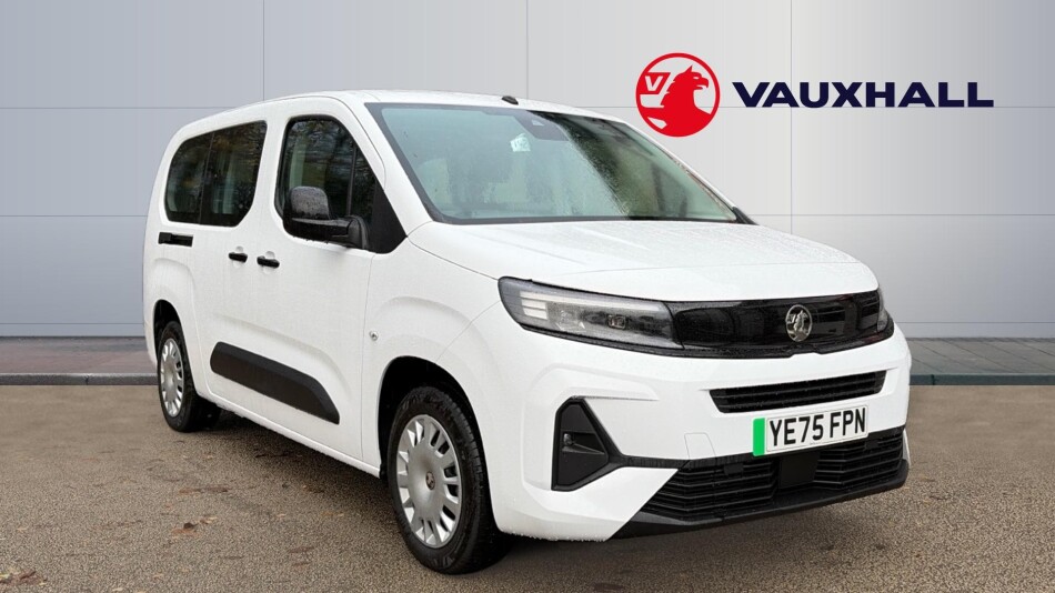 Vauxhall Combo Life 100kW Design XL 52kWh 5dr Auto [7 Seat] Electric Estate